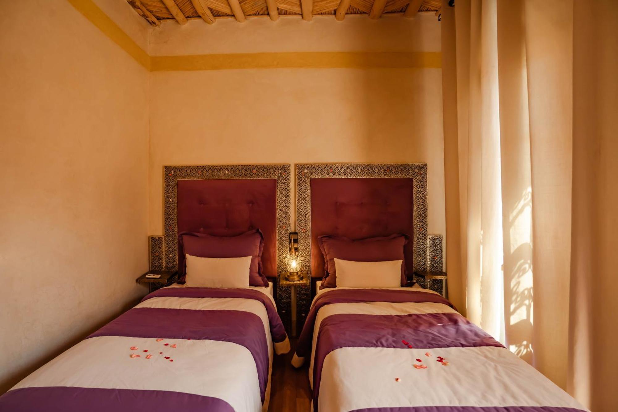 Bed and Breakfast Kasbah Tizzarouine Boumalne Dades Екстер'єр фото