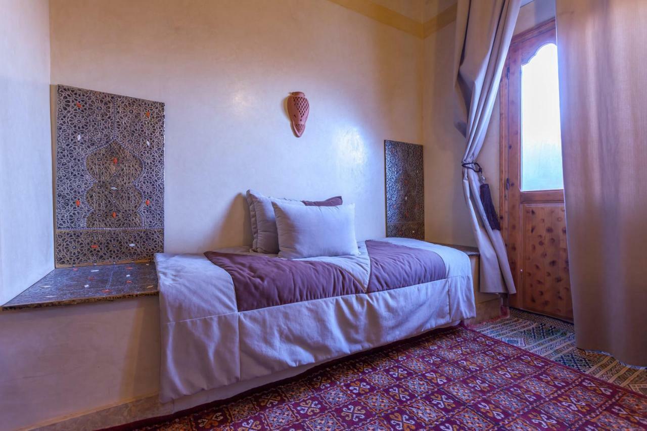 Bed and Breakfast Kasbah Tizzarouine Boumalne Dades Екстер'єр фото